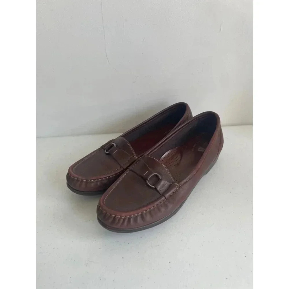 Women's SAS Brown Leather Loafers Size 7.5 Narrow GUC!